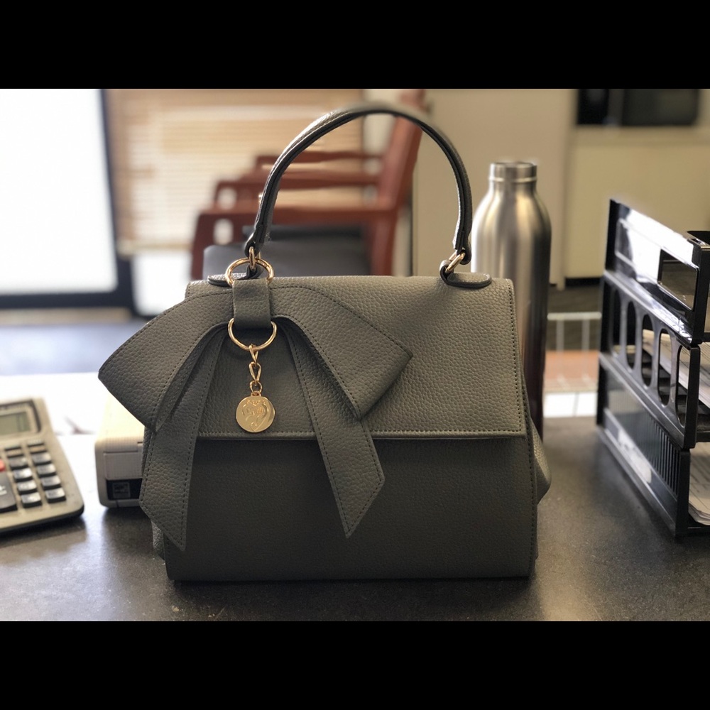 Cottontail handbag with detachable cross strap